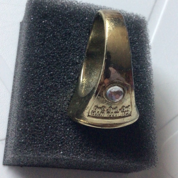 NHL Toronto Maple Leafs 1932 Stanley Cup Victory Memorabilia Ring - Picture 7 of 8